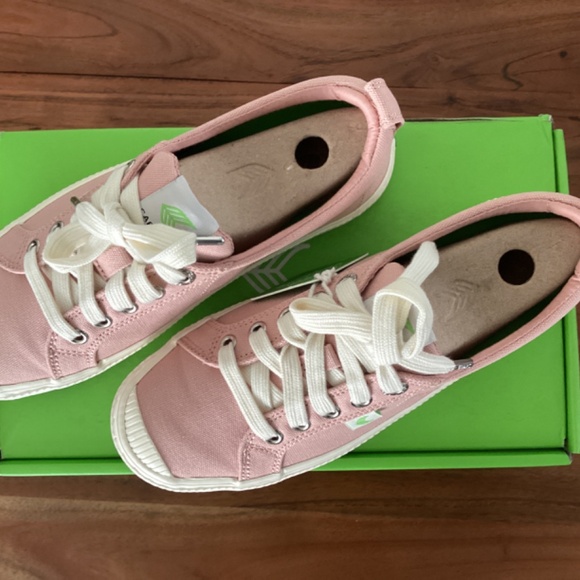 CARIUMA Rose canvas sneakers size 6 beautiful, perfect for summer X insoles - Picture 2 of 5